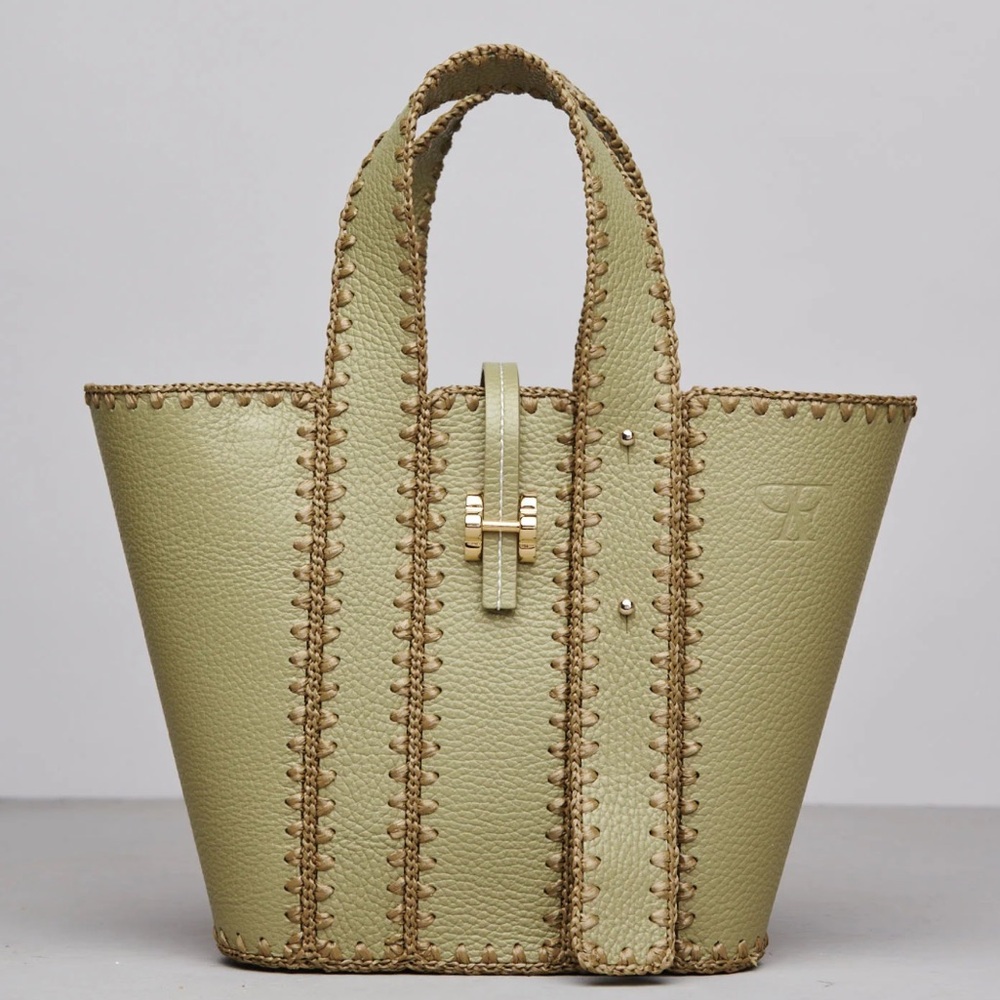 💚 NEW AUTHENTIC OLIVE DEBBIE MATTHEWS MADDALENA HANDBAG